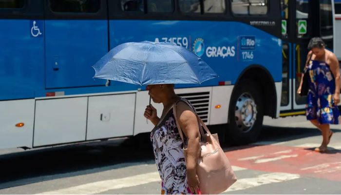  Calor pode aumentar risco de casos de AVC, alerta médico 